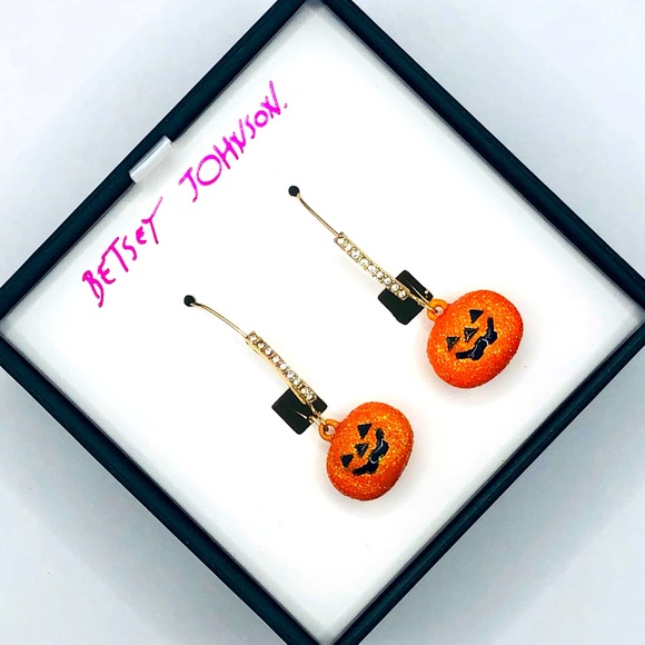 LAST ONE! Betsey Johnson Halloween Pumpkin Drop Earrings - Picture 1 of 4